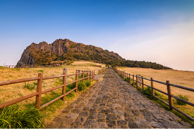 城山日出峰